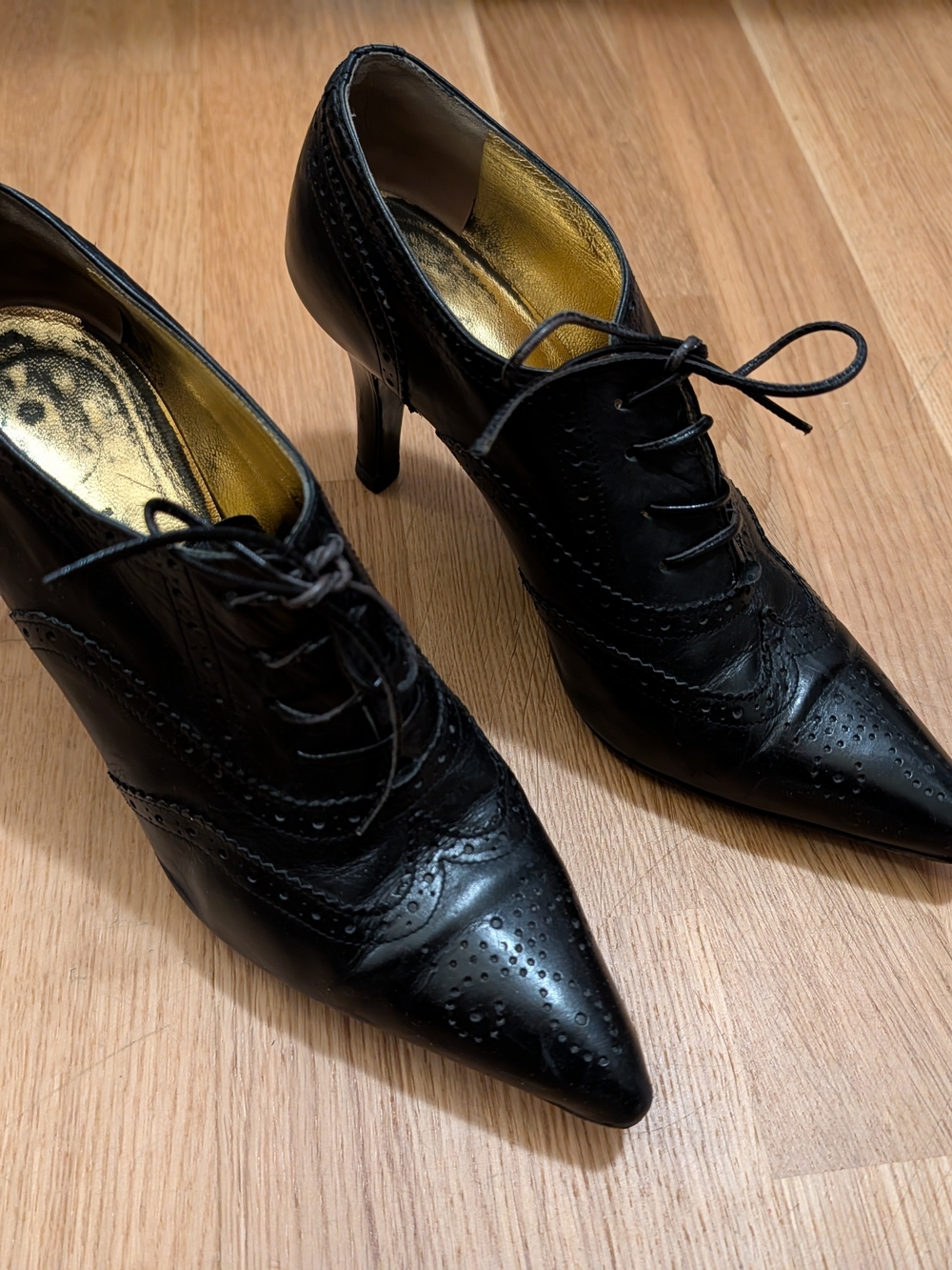 Vintage 90s Moschino Black Pointed Lace-Up Heeled Oxfords with Gold Lining